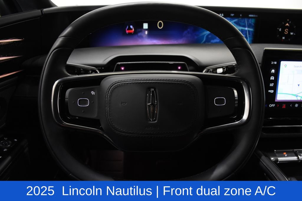 Used 2025 Lincoln Nautilus Reserve w/ Jet Appearance Package AWD/4WD image 11