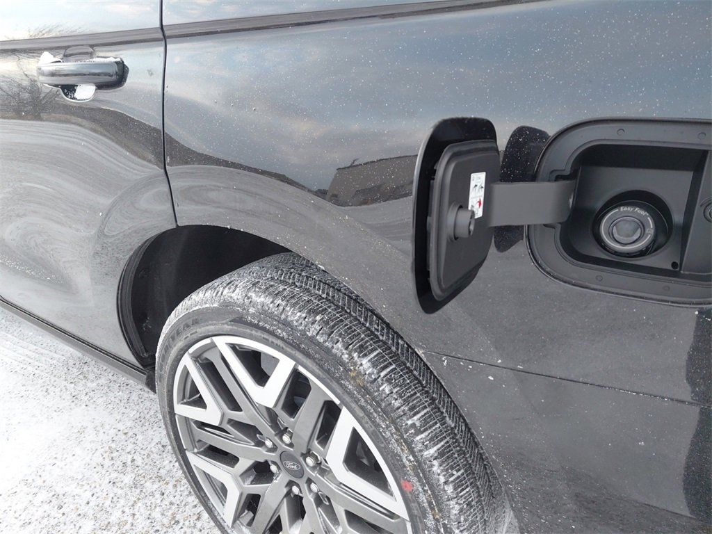 New 2026 Ford Expedition Platinum w/ Platinum Ultimate Package image 28