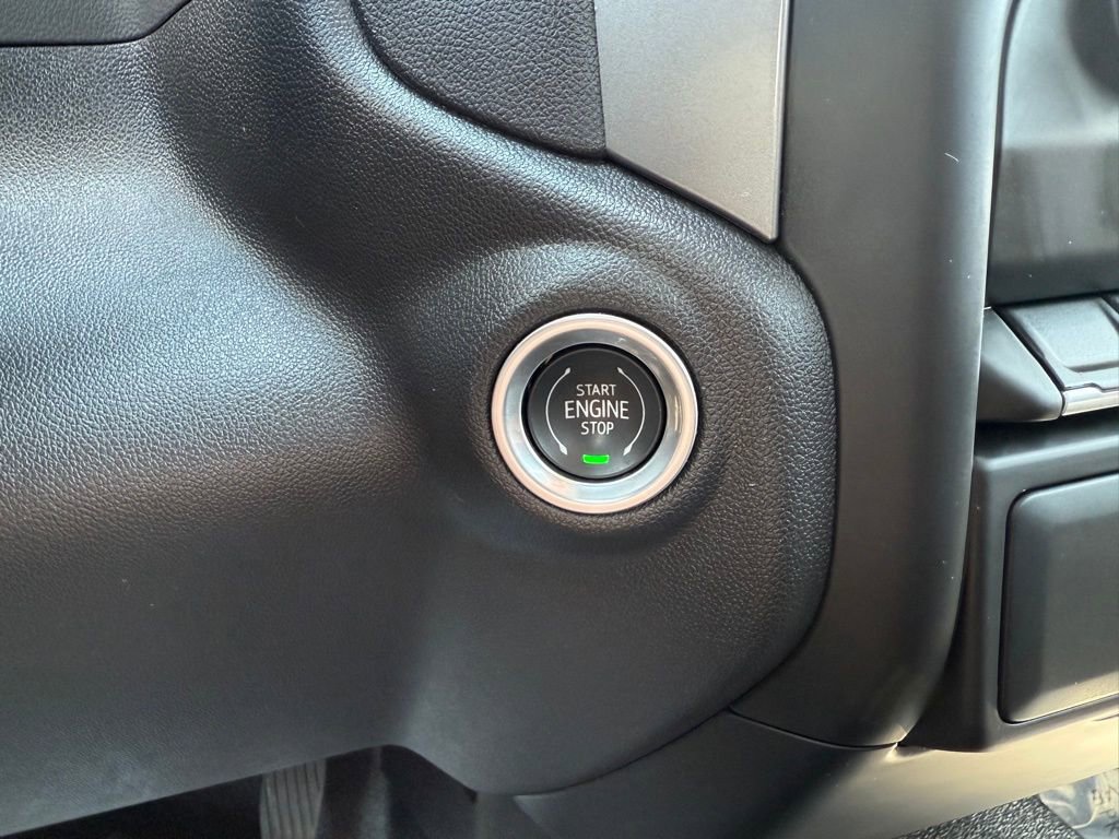 Used 2024 Chevrolet Silverado 1500 W/T image 28