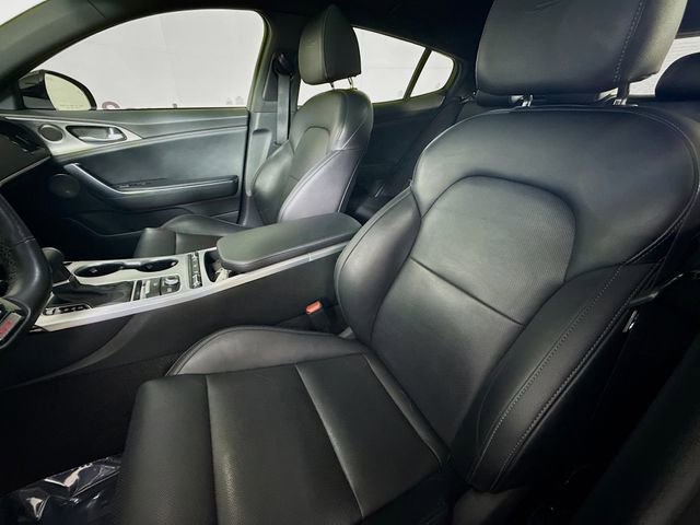 Used 2021 Kia Stinger GT1 image 22