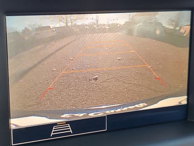 Used 2022 GMC Terrain SLE image 21