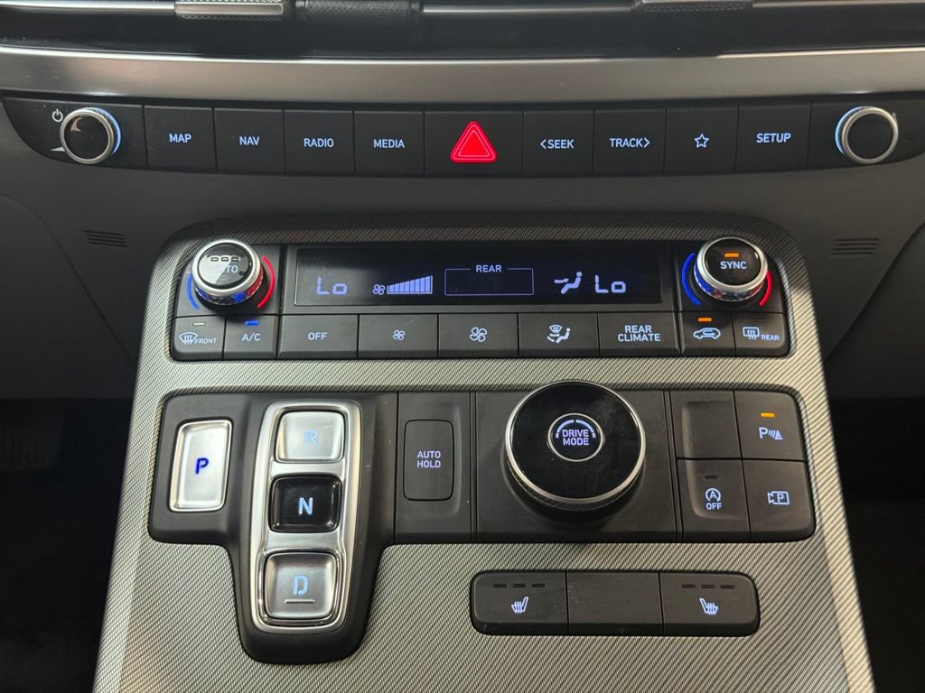Used 2024 Hyundai Palisade SEL FWD image 17