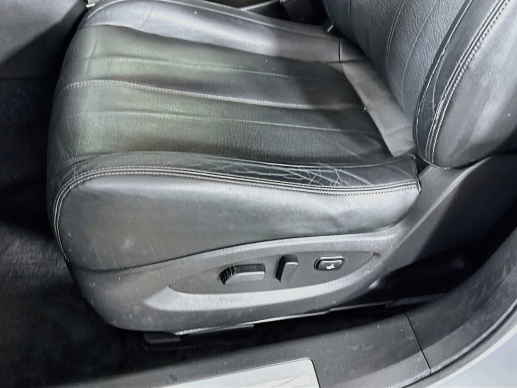 Used 2016 INFINITI QX70 2WD image 23