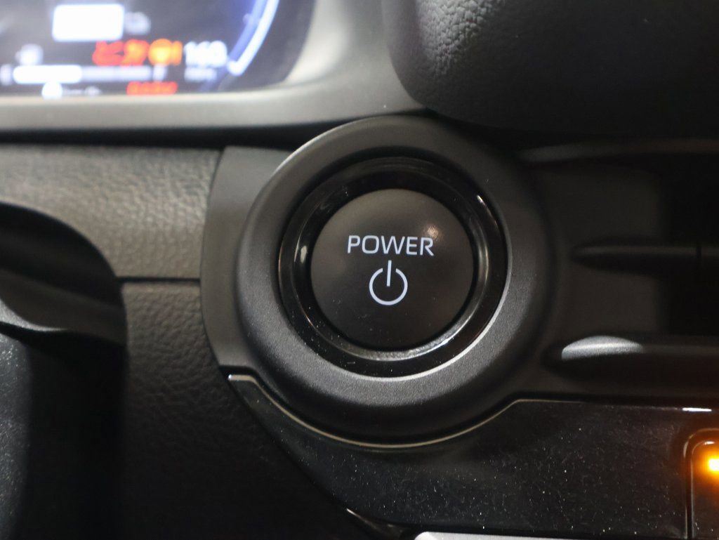 Used 2025 Toyota Crown Signia image 25