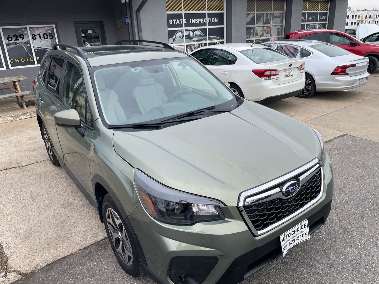 Used 2020 Subaru Forester Premium AWD/4WD image 19