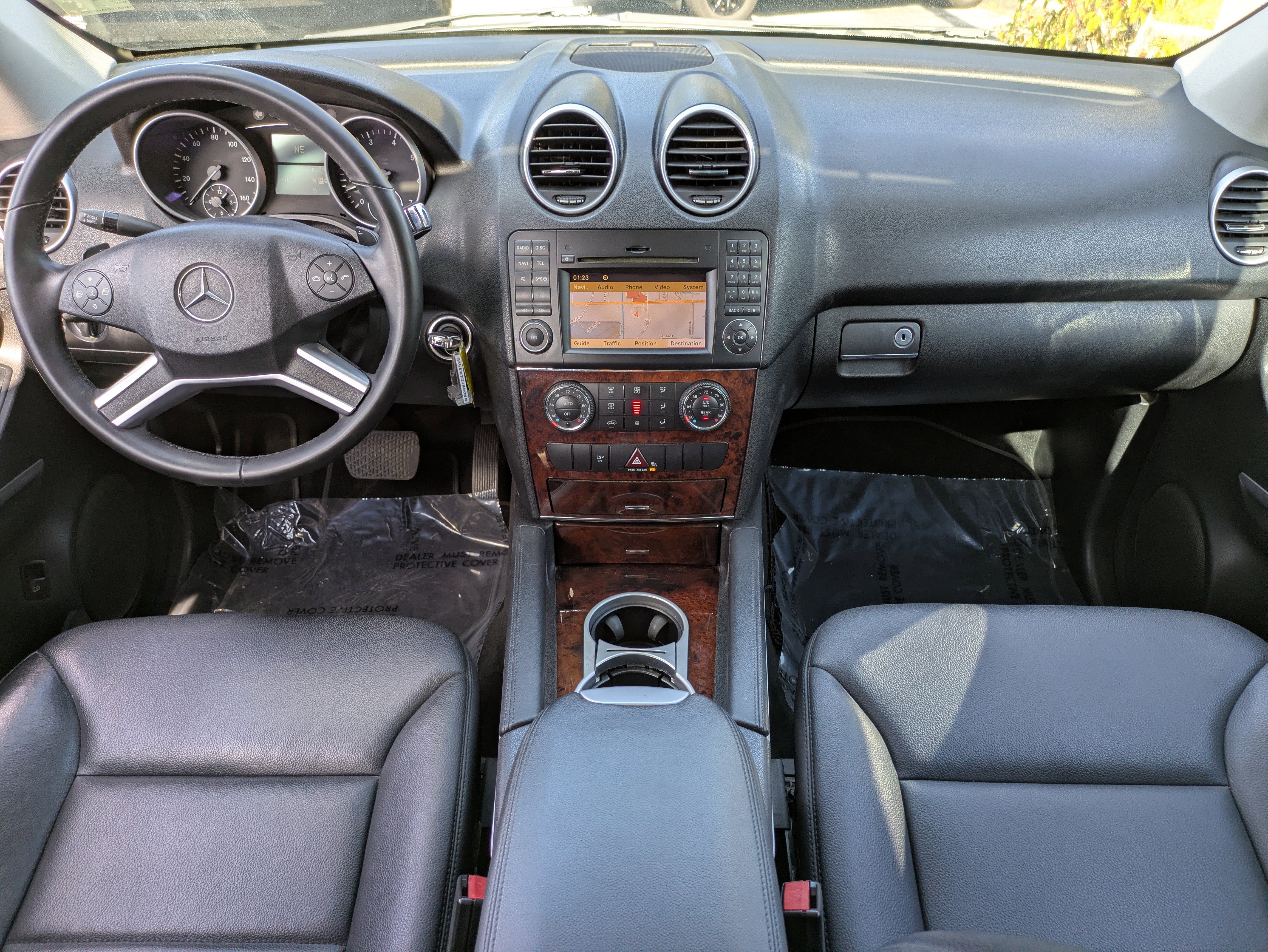 Used 2010 Mercedes-Benz ML 350 2WD image 18