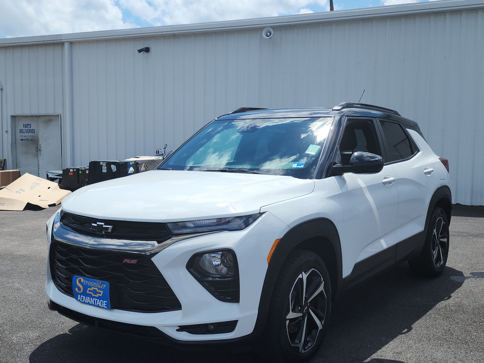 Used 2023 Chevrolet TrailBlazer RS w/ Sun and Liftgate Package