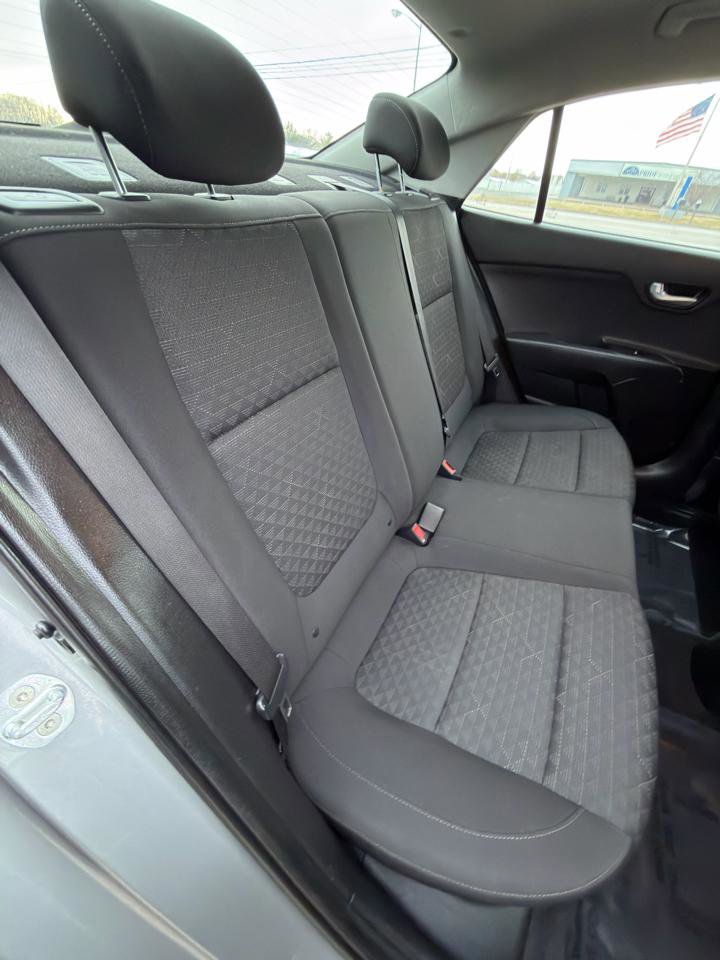 Used 2021 Kia Rio S image 42