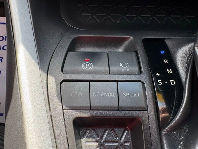 Used 2023 Toyota RAV4 LE image 22