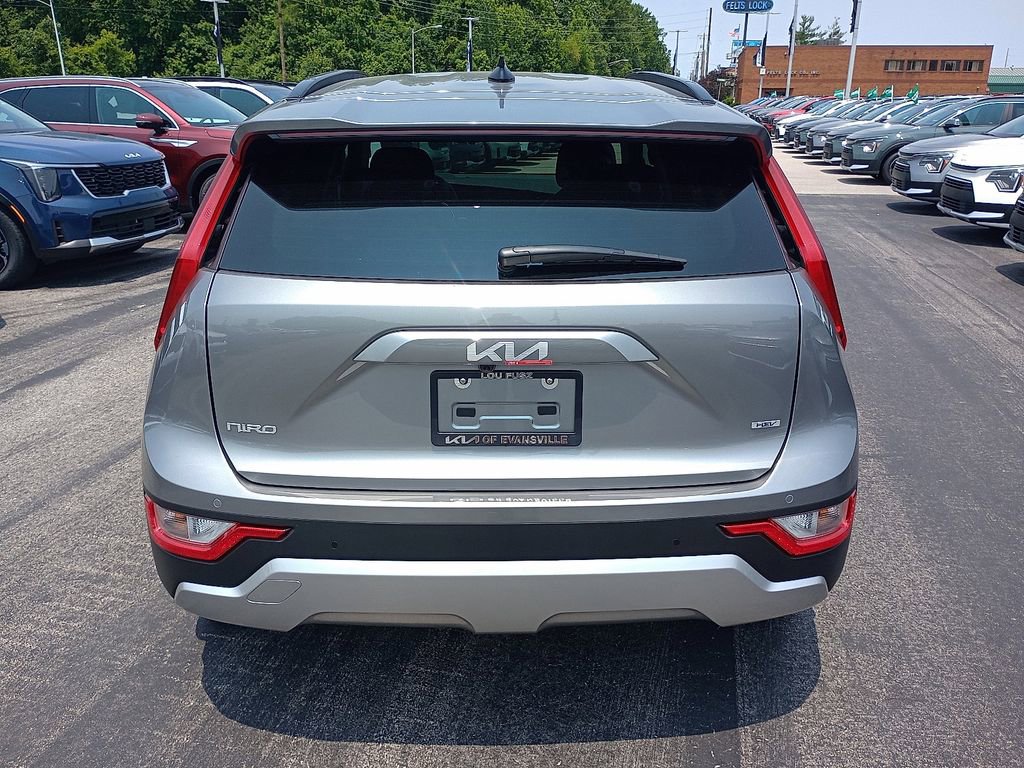 New 2025 Kia Niro EX image 6