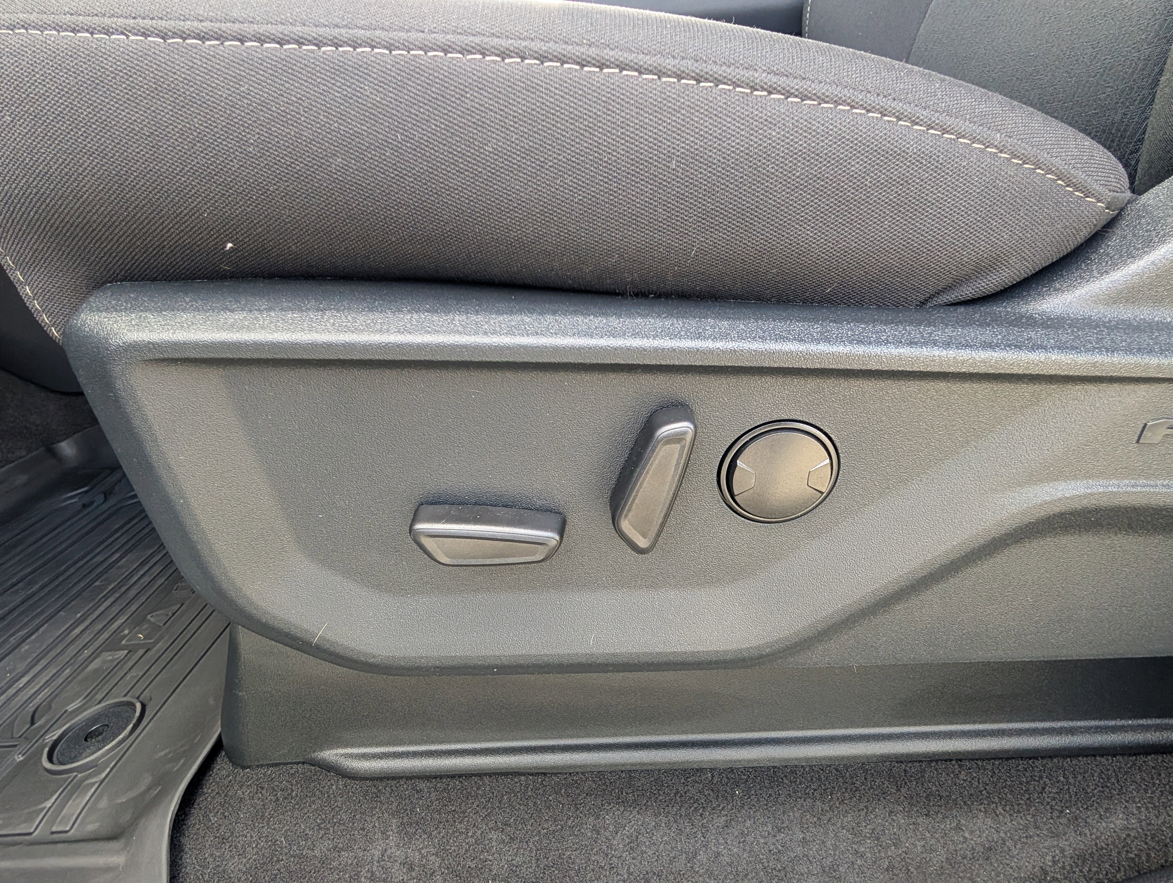 New 2025 Ford F150 XLT w/ Equipment Group 302A MID image 16