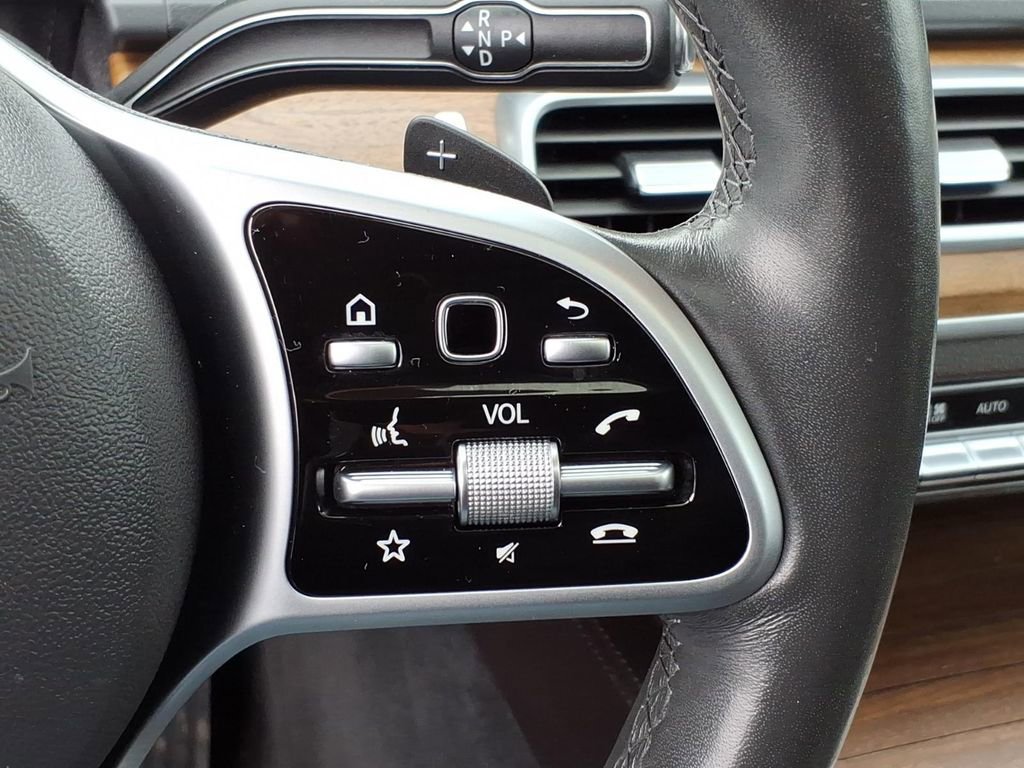 Used 2020 Mercedes-Benz GLS 450 4MATIC image 22