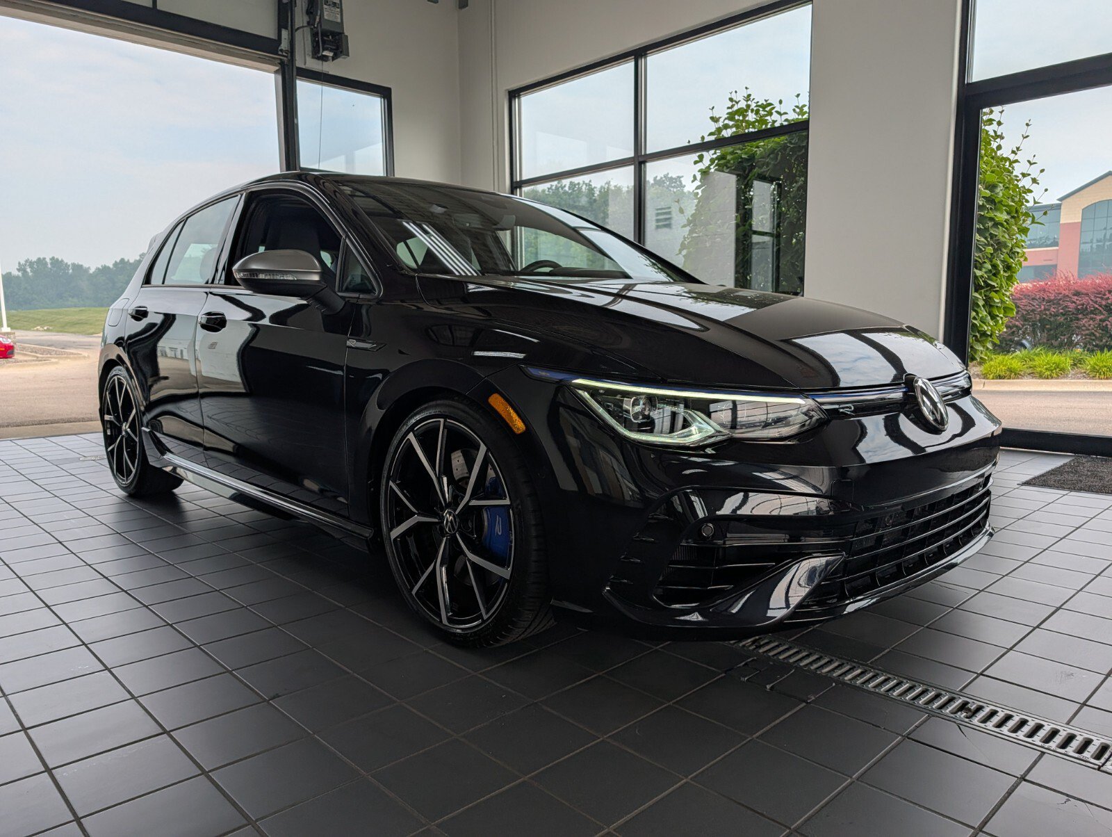 Used 2023 Volkswagen Golf R