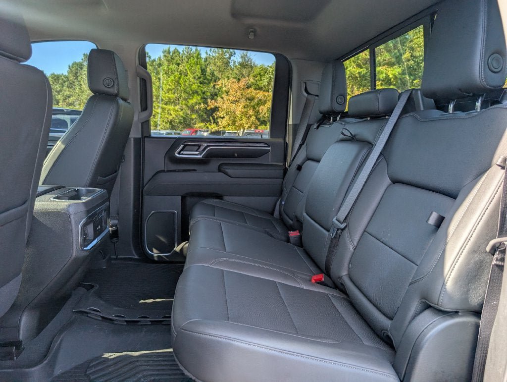 Used 2024 Chevrolet Silverado 3500 LTZ w/ LTZ Plus Package AWD/4WD image 30