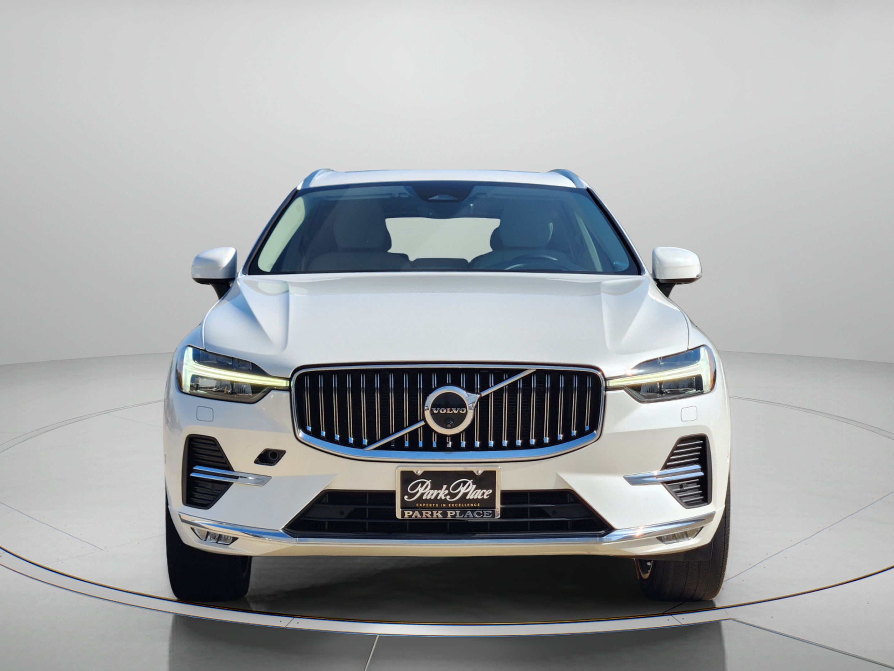 Used 2023 Volvo XC60 B5 Ultimate AWD/4WD image 6