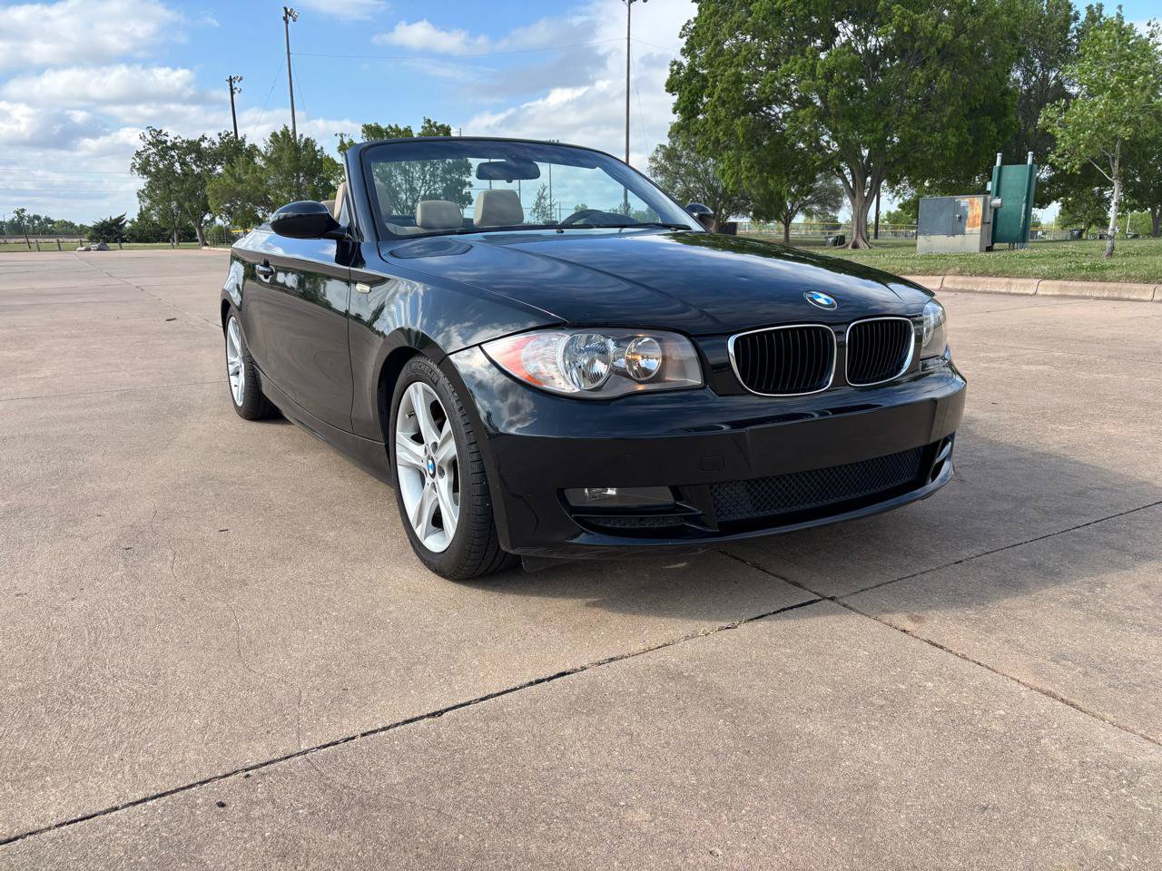 Used 2009 BMW 128i Convertible RWD image 25