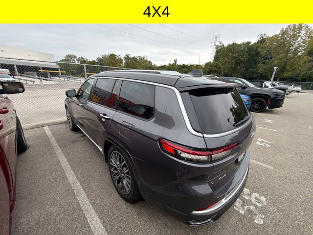 Used 2021 Jeep Grand Cherokee L Summit AWD/4WD image 5
