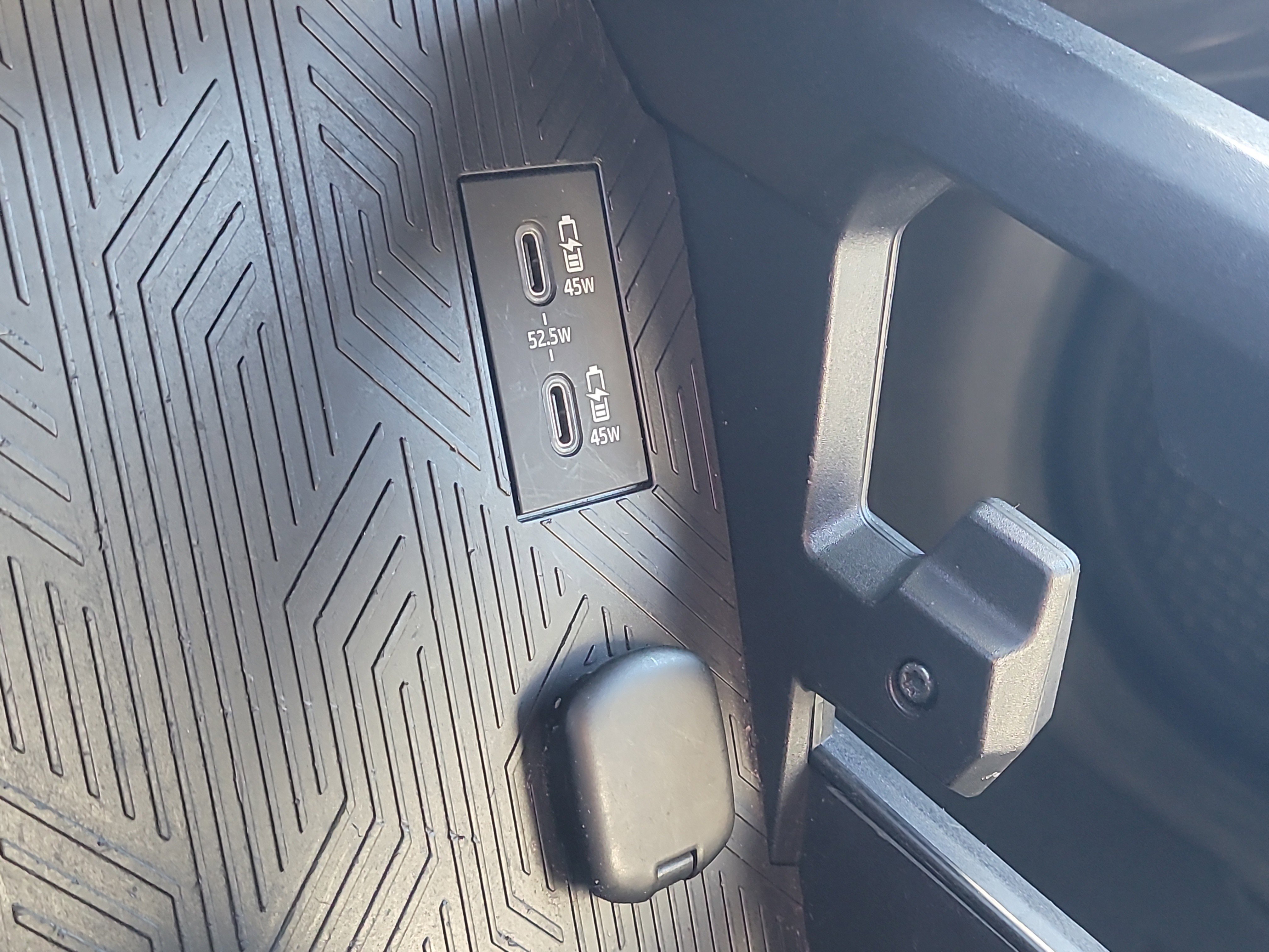 Used 2024 Toyota Tacoma SR5 image 24