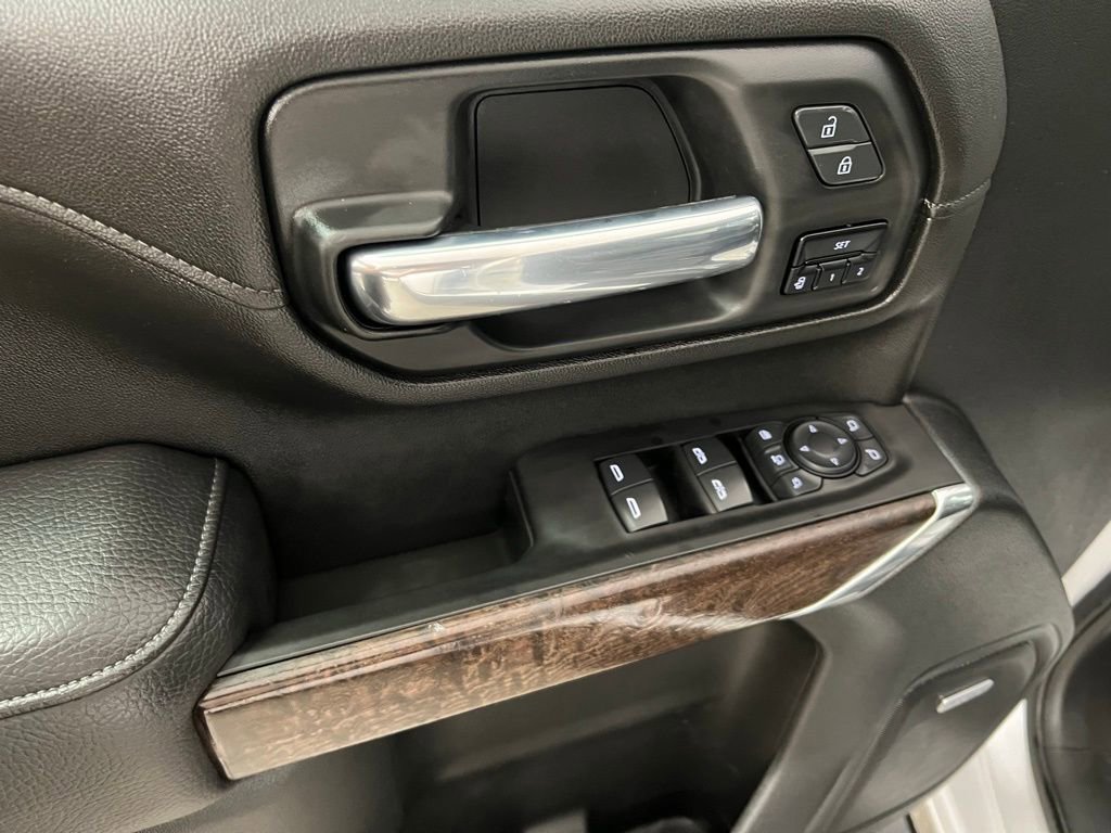 Used 2020 GMC Sierra 3500 Denali w/ Denali Ultimate Package AWD/4WD image 25