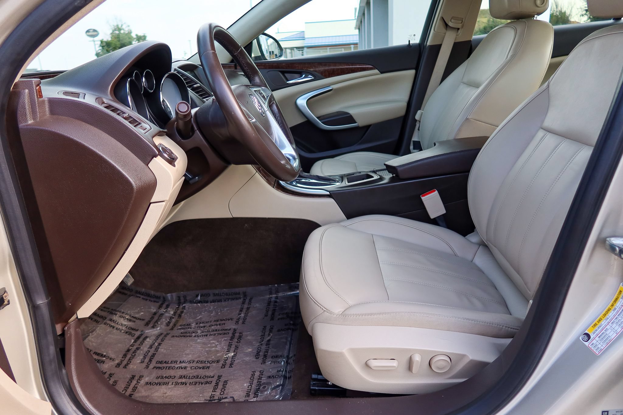 Used 2013 Buick Regal Premium FWD image 15