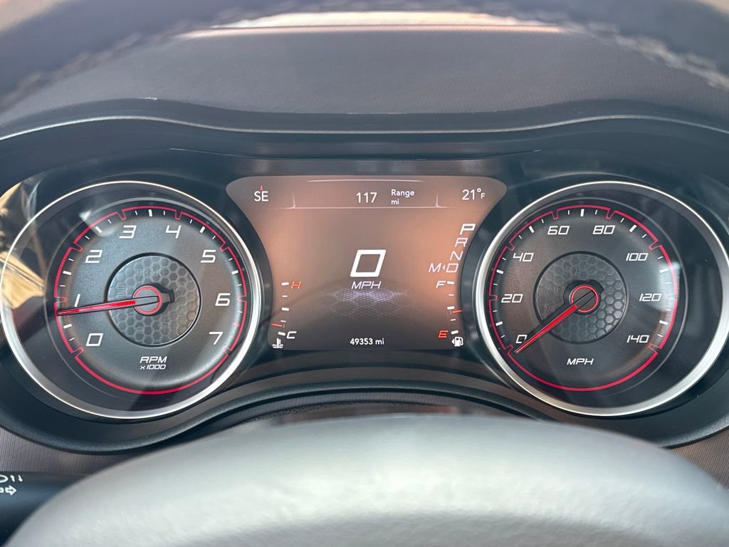 Used 2019 Dodge Charger SXT w/ Cold Weather Package image 16