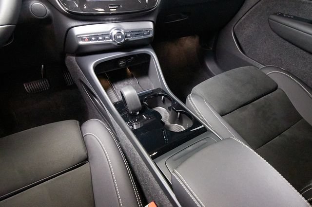 Certified 2023 Volvo C40 P8 Recharge Plus AWD/4WD image 9