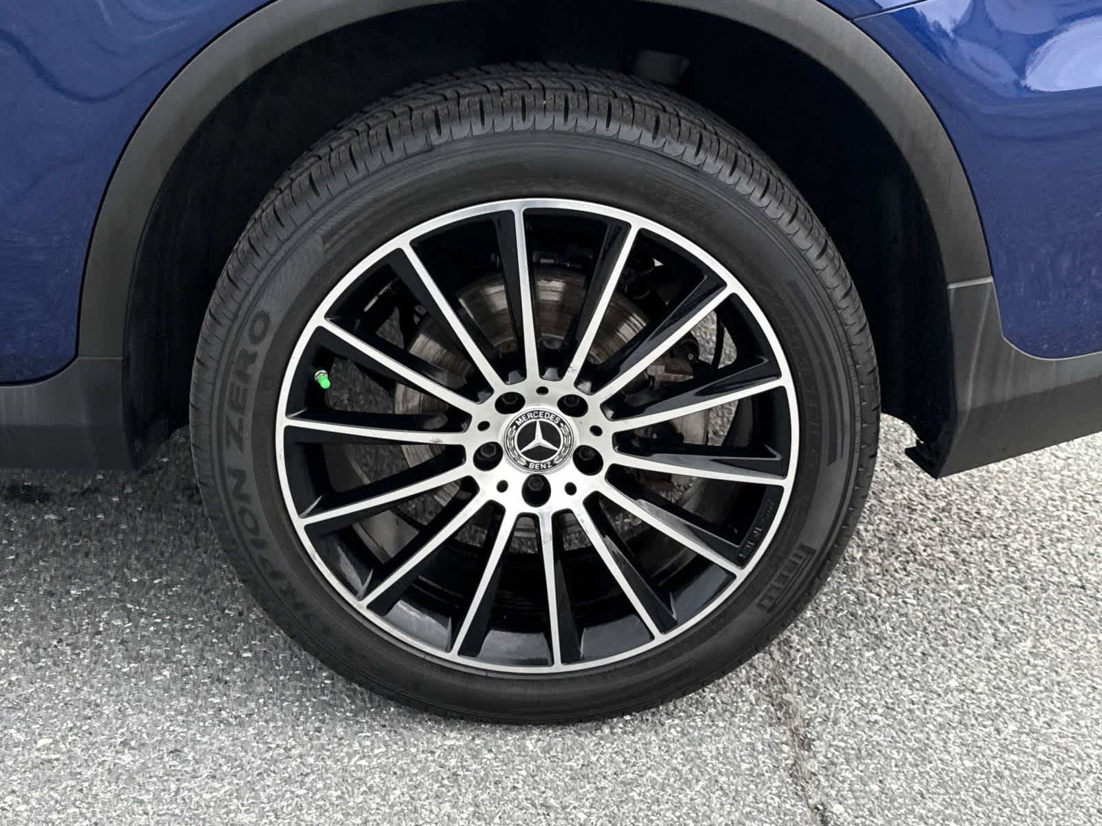 Used 2020 Mercedes-Benz GLC 300 4MATIC image 23