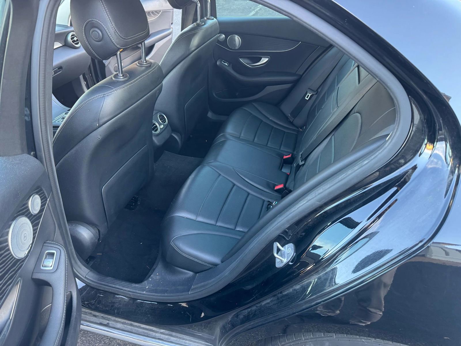 Used 2016 Mercedes-Benz C 300 Sedan image 14