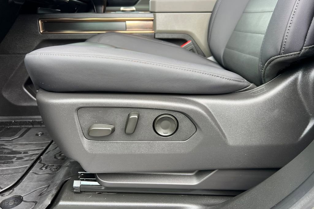 Used 2025 GMC Hummer EV 2X image 19