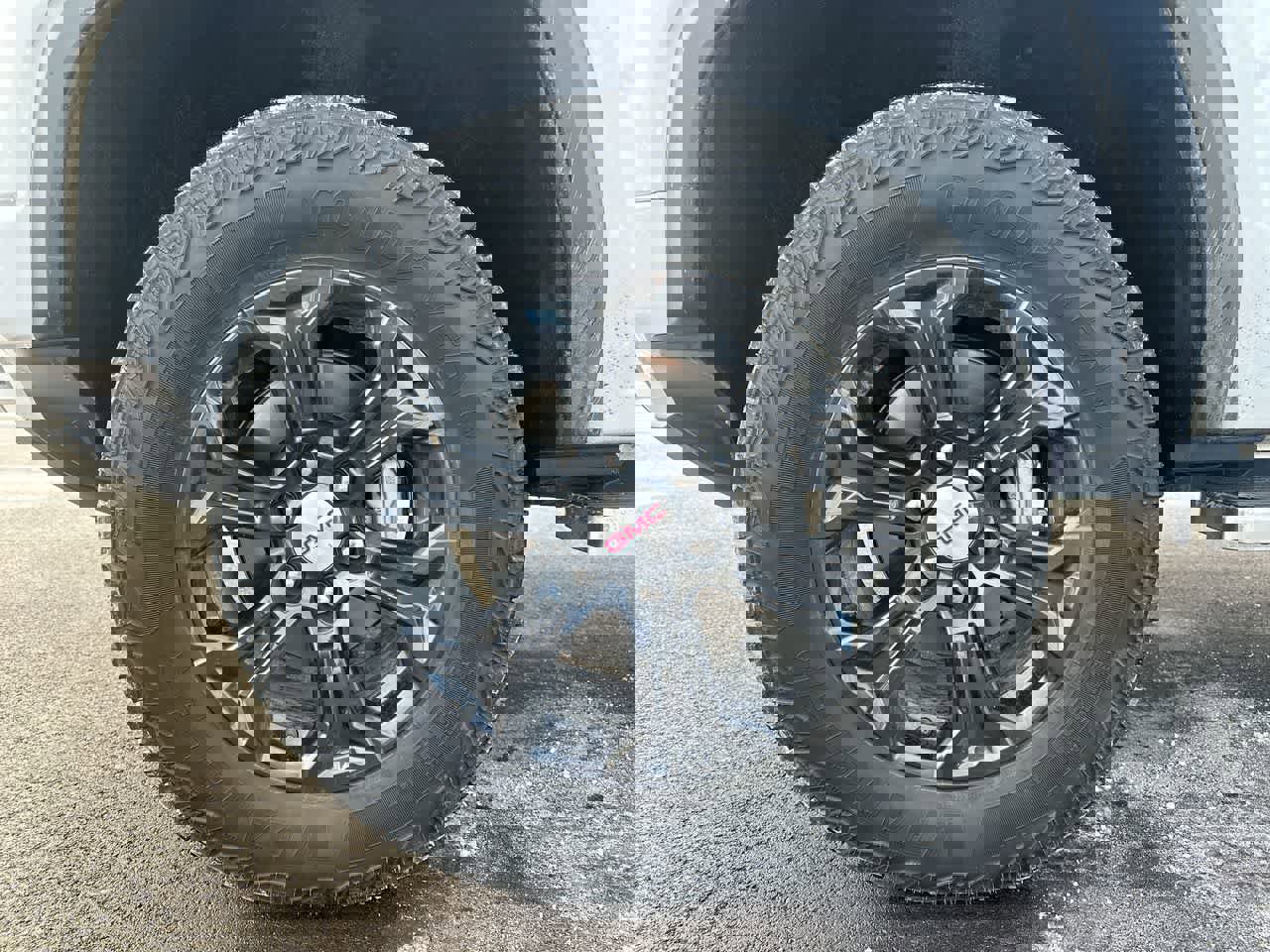 Used 2024 GMC Canyon Elevation w/ Convenience Package image 19