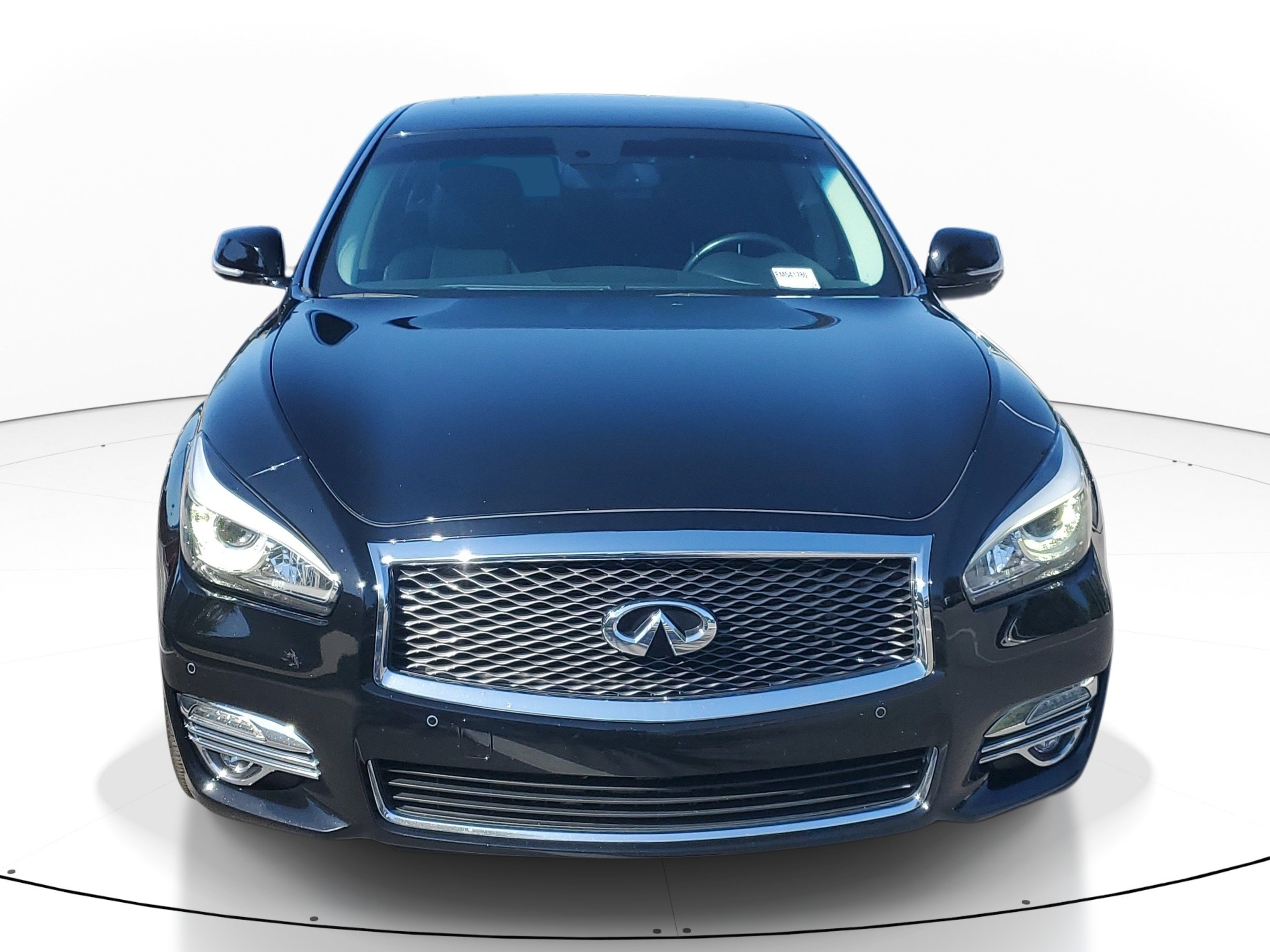 Used 2015 INFINITI Q70 3.7 RWD image 3
