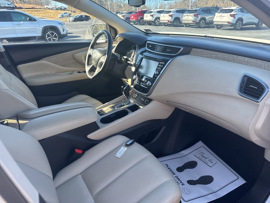 Used 2023 Nissan Murano SV image 18
