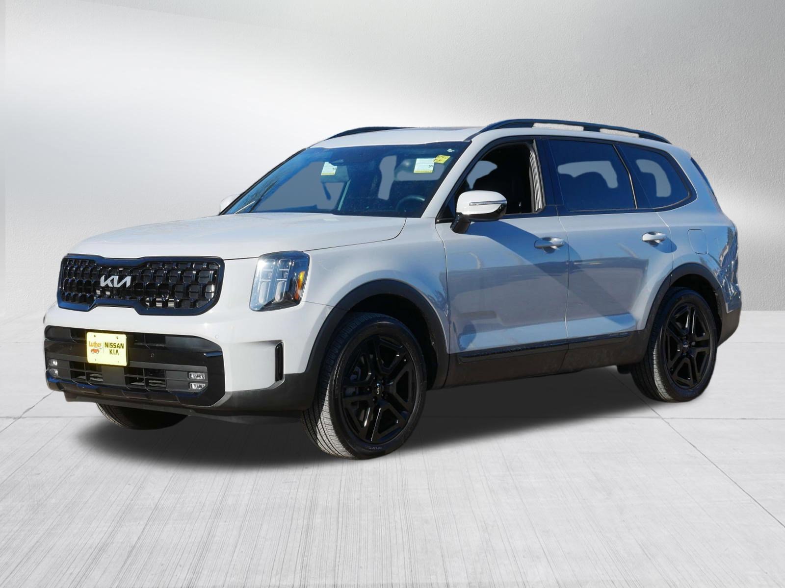 Certified 2024 Kia Telluride SX Prestige X-Line AWD/4WD image 3