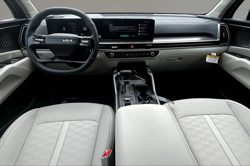 New 2026 Kia Sorento S AWD/4WD image 5