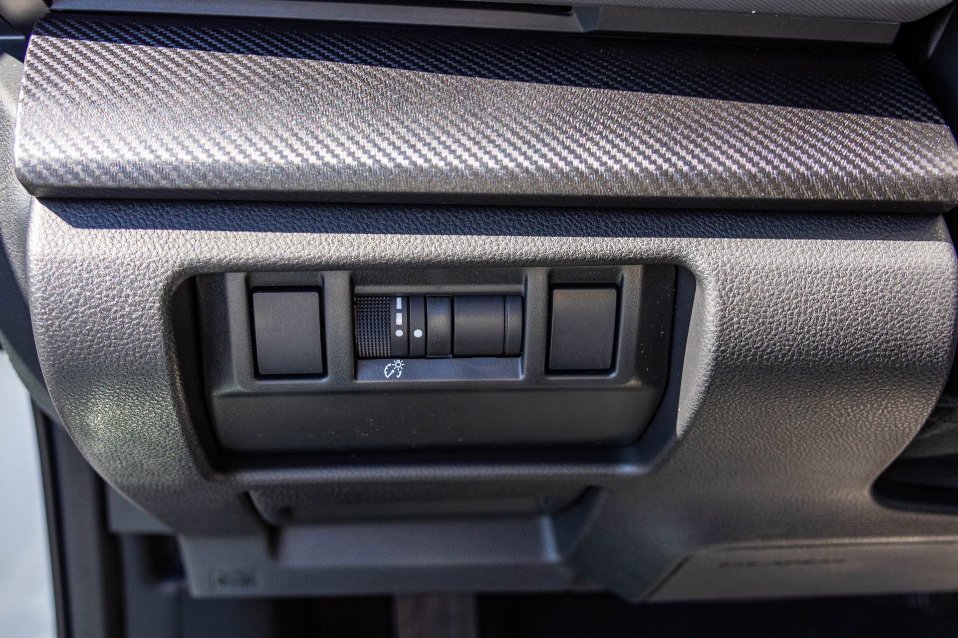 New 2025 Subaru Crosstrek 2.5i Limited w/ Crosstrek Mirror Package image 28