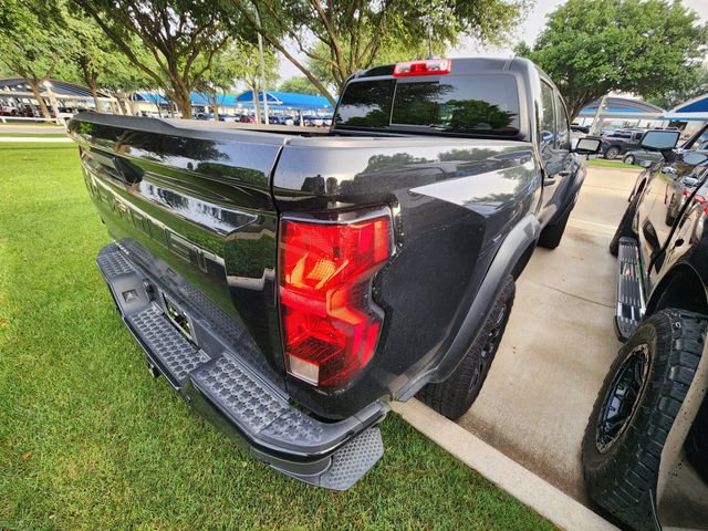 Used 2025 Chevrolet Colorado Trail Boss AWD/4WD image 6
