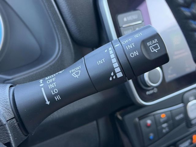 Used 2023 Nissan Leaf SV Plus image 21