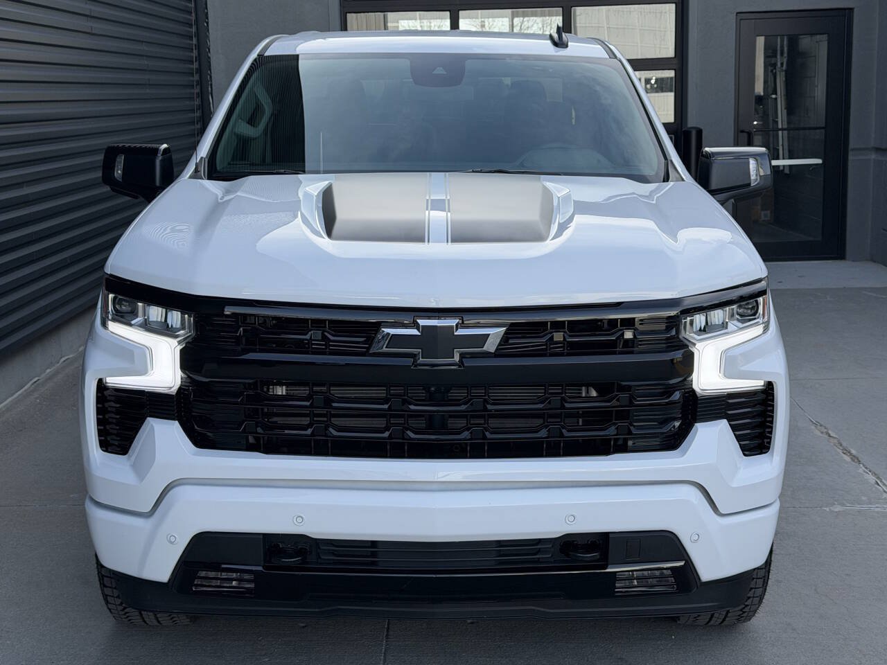Used 2024 Chevrolet Silverado 1500 RST w/ Rally Edition AWD/4WD image 4