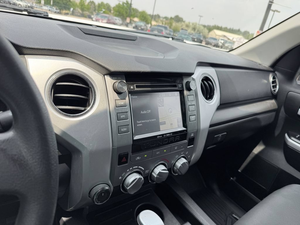 Used 2018 Toyota Tundra SR5 w/ SR5 Upgrade Package AWD/4WD image 20