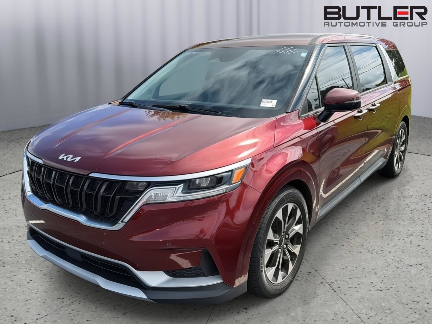 Used 2022 Kia Carnival EX