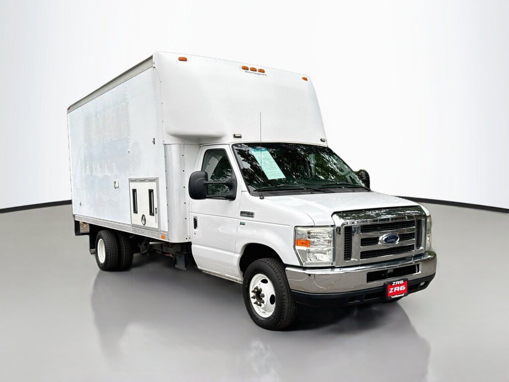 Used 2012 Ford E-450 and Econoline 450 Super Duty w/ PWR Locks & Windows Group RWD image 7