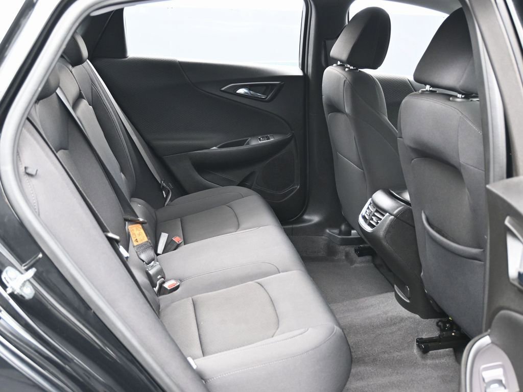 Used 2023 Chevrolet Malibu LT image 32