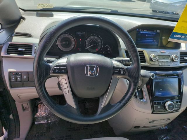 Used 2017 Honda Odyssey SE image 18