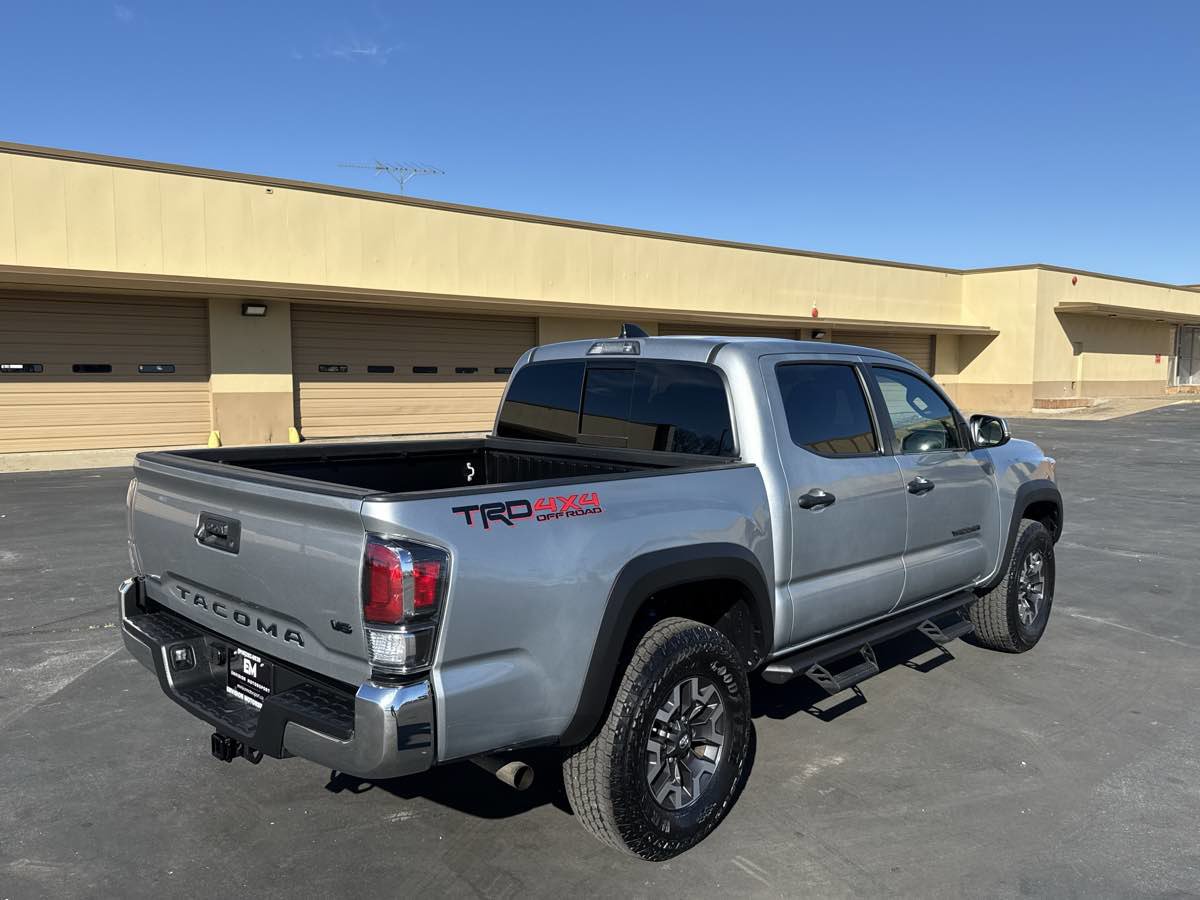 Used 2023 Toyota Tacoma TRD Off-Road AWD/4WD image 7