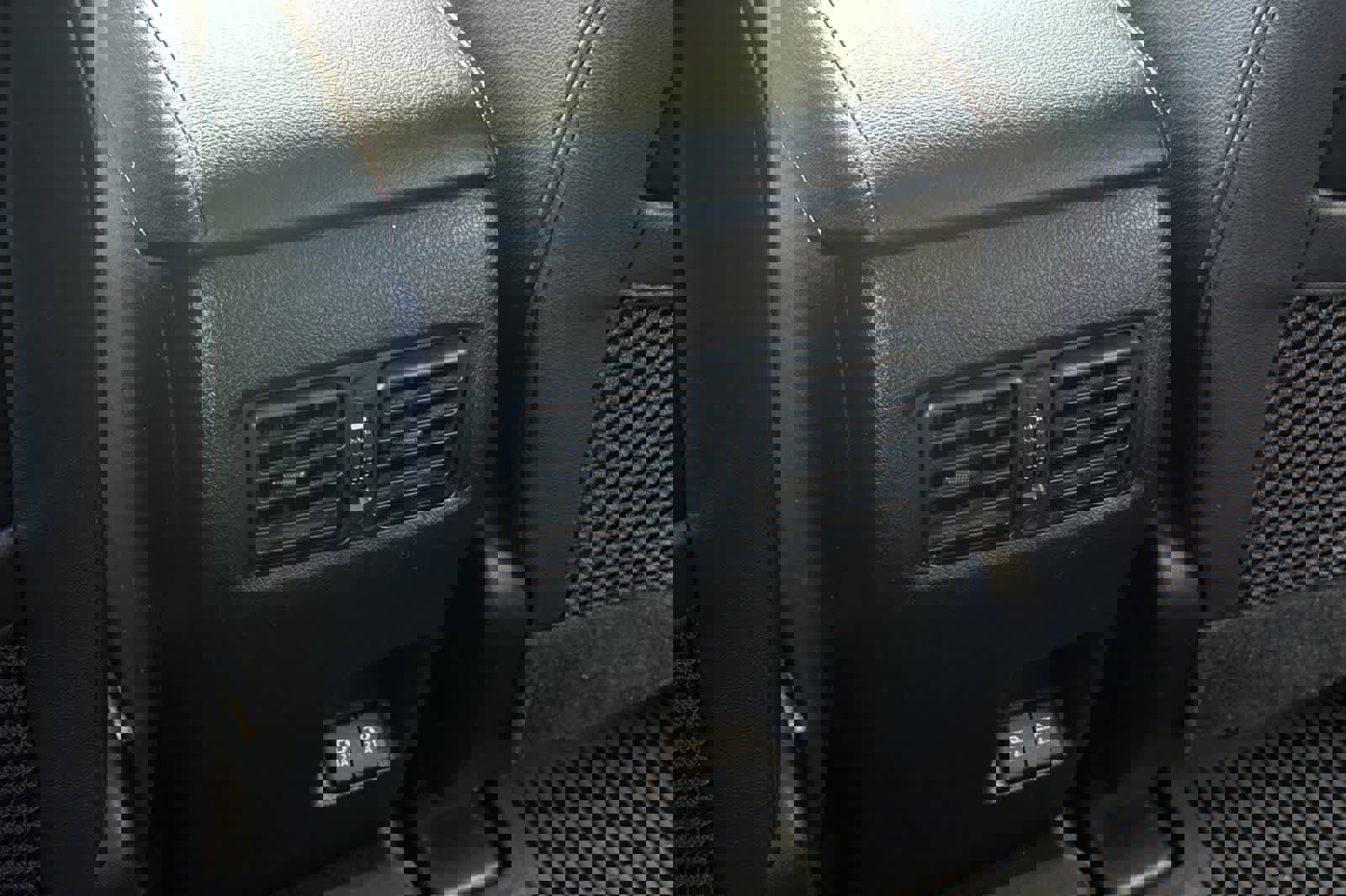 Used 2021 Toyota 4Runner Venture w/ Moonroof Package image 15