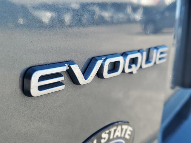 Used 2019 Land Rover Range Rover Evoque SE image 7