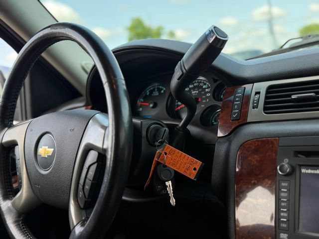 Used 2014 Chevrolet Tahoe LTZ AWD/4WD image 8