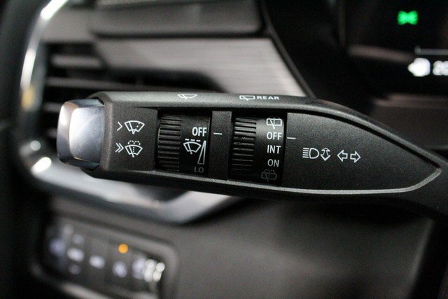 New 2026 GMC Acadia Elevation image 22