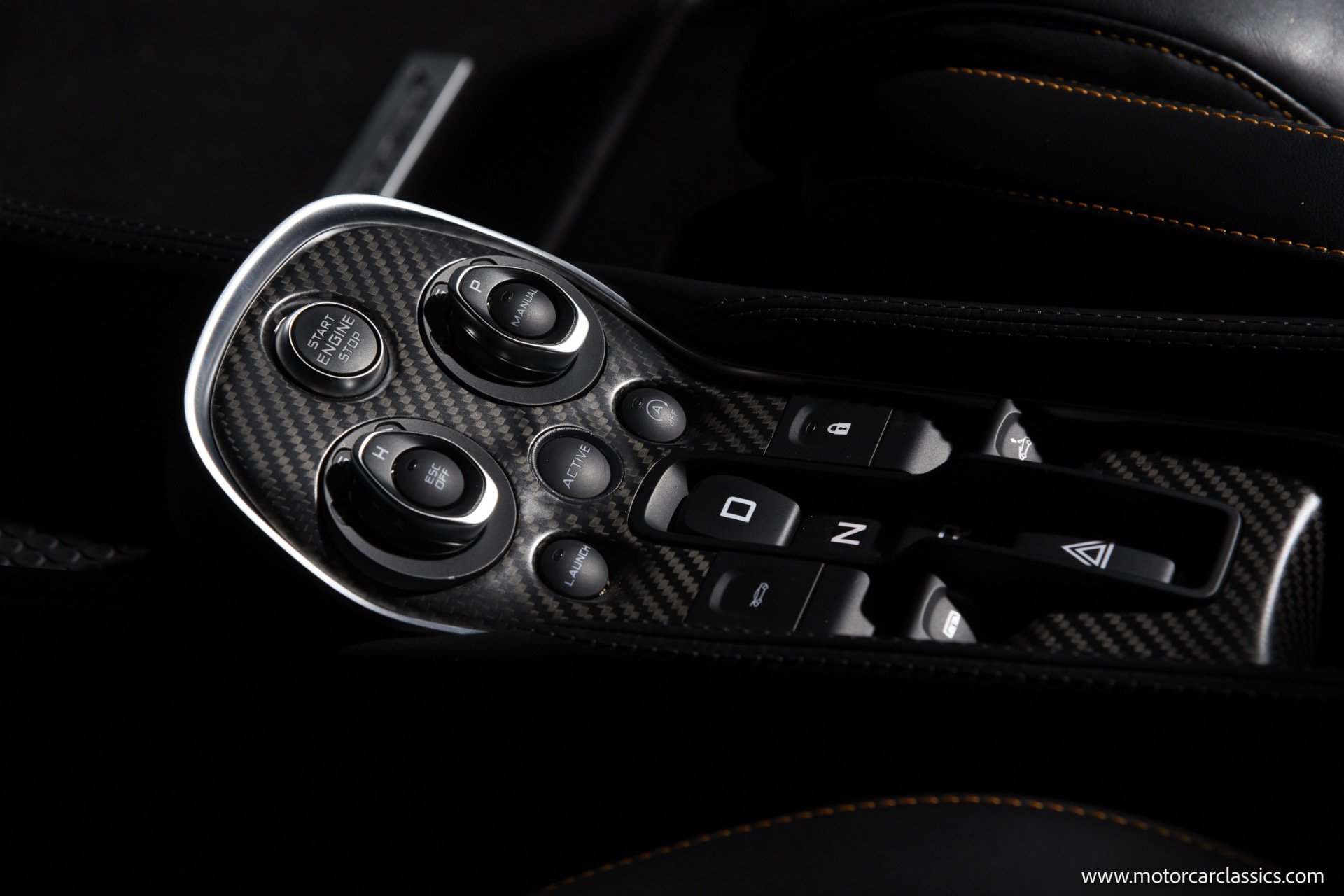 Used 2020 McLaren 570S Spider image 35