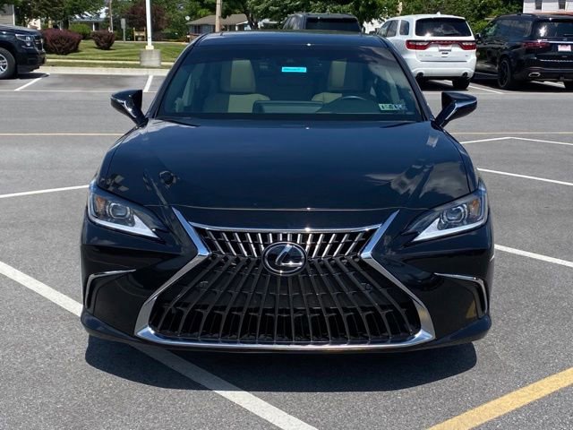 Used 2025 Lexus ES 300h w/ Premium Package FWD image 8